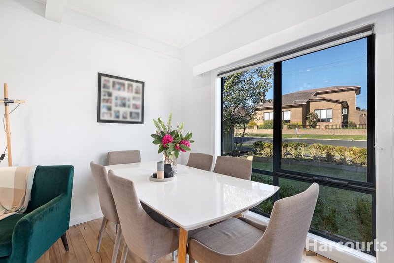 Photo - 11 Cross Street, Newborough VIC 3825 - Image 6