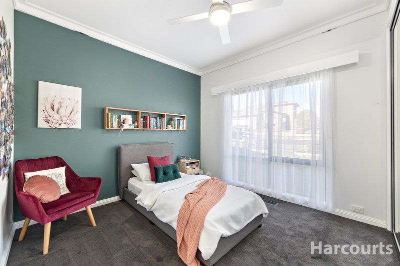 Photo - 11 Cross Street, Newborough VIC 3825 - Image 9