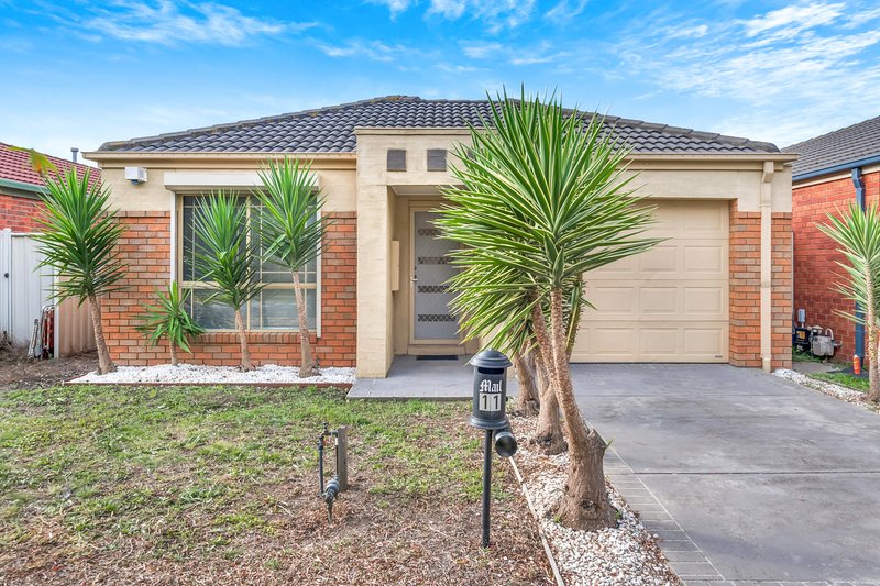 11 Crossdale Green, Craigieburn VIC 3064