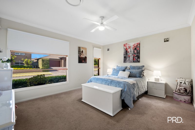 Photo - 11 Crossley Avenue, Glenmore Park NSW 2745 - Image 6