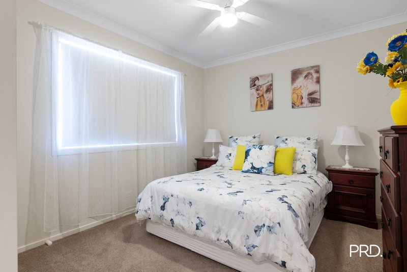 Photo - 11 Crossley Avenue, Glenmore Park NSW 2745 - Image 8