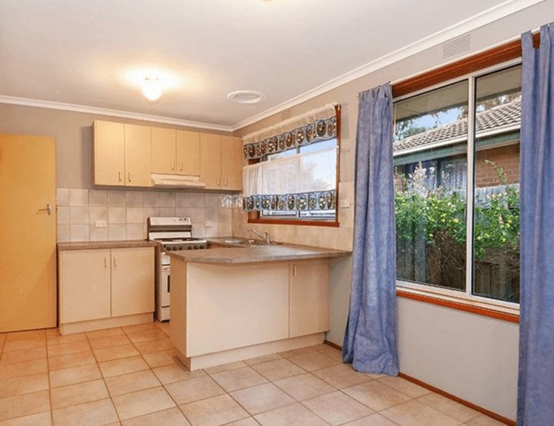 Photo - 11 Crowe Street, Hoppers Crossing VIC 3029 - Image 7