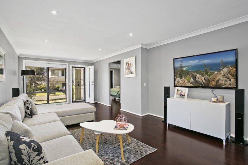 Photo - 11 Croyde Street, Stanhope Gardens NSW 2768 - Image 3