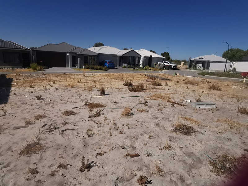 Photo - 11 Cruizer Loop, Success WA 6164 - Image 3