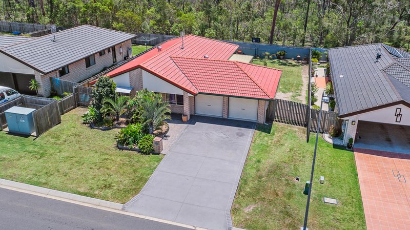 Photo - 11 Crystal Court, Urangan QLD 4655 - Image 22