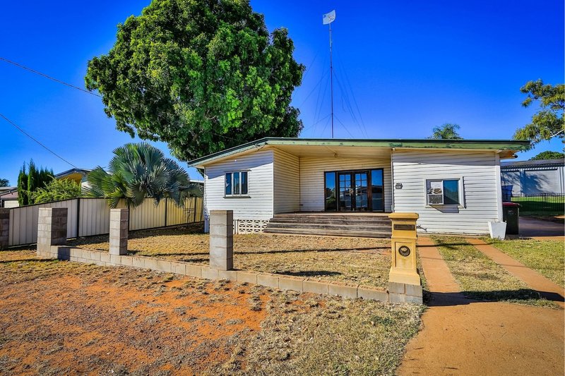 Photo - 11 Crystal Street, Mount Isa QLD 4825 - Image 1