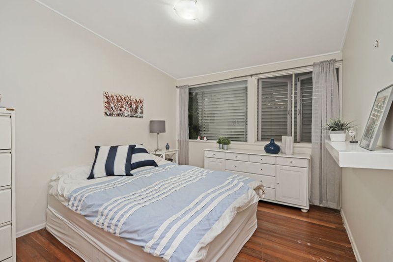 Photo - 11 Culworth Street, Chermside West QLD 4032 - Image 18