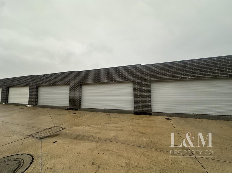 Photo - 11 Curbridge Drive, Donnybrook VIC 3064 - Image 10