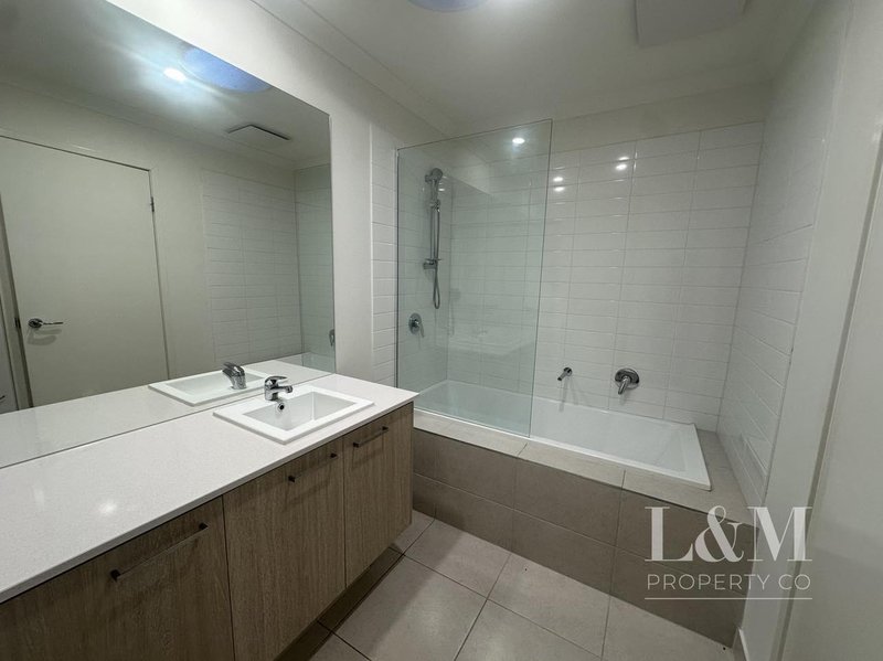 Photo - 11 Curbridge Drive, Donnybrook VIC 3064 - Image 12