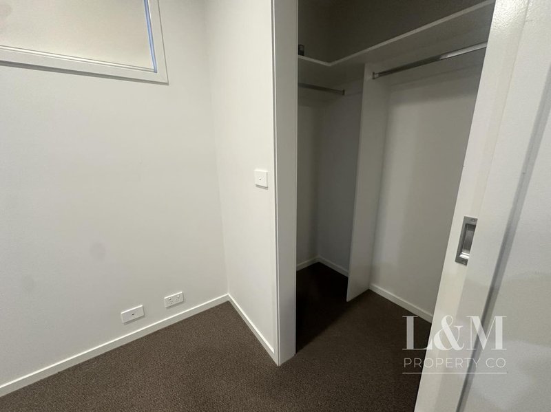 Photo - 11 Curbridge Drive, Donnybrook VIC 3064 - Image 17