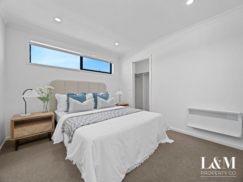 Photo - 11 Curbridge Drive, Donnybrook VIC 3064 - Image 10