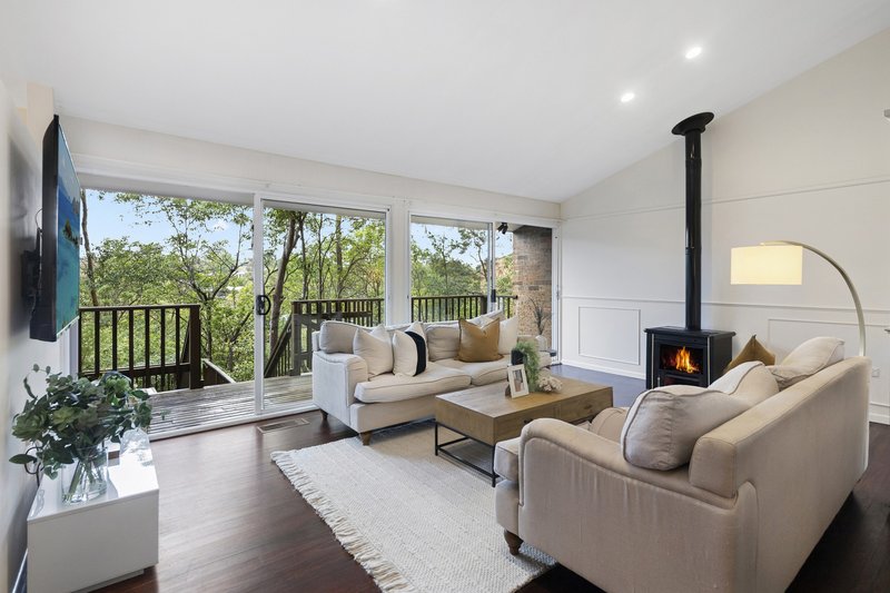 Photo - 11 Currawong Road, Berowra Heights NSW 2082 - Image 6