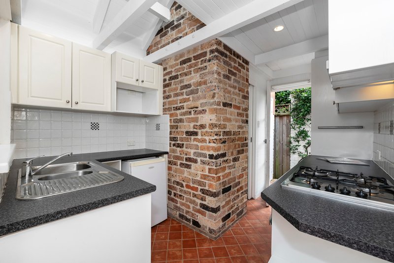 Photo - 11 Curtis Road, Balmain NSW 2041 - Image 5