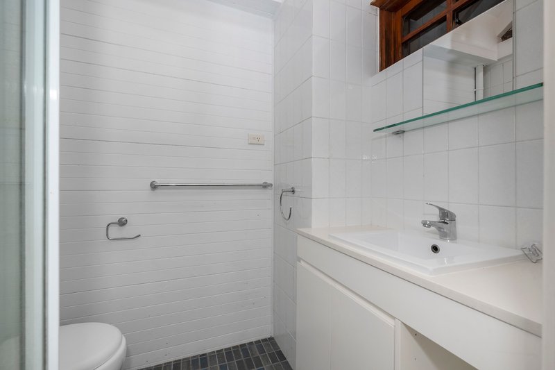 Photo - 11 Curtis Road, Balmain NSW 2041 - Image 7