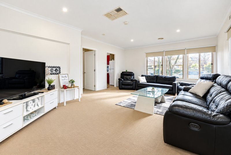 Photo - 11 Cuthbert Street, Broadmeadows VIC 3047 - Image 4