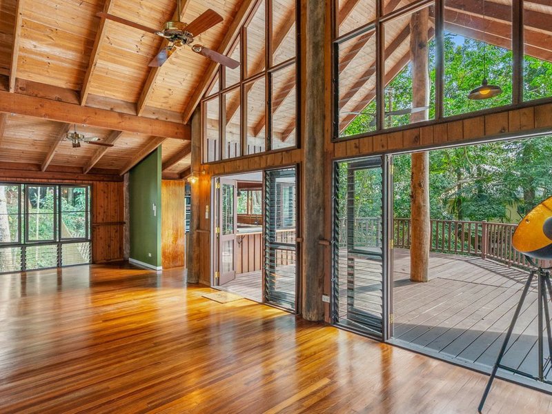 Photo - 11 Cycus Close, Kamerunga QLD 4870 - Image 3