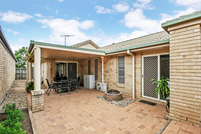 Photo - 11 Darby Street, North Lakes QLD 4509 - Image 14