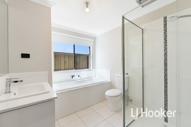 Photo - 11 Darkum Street, Clyde VIC 3978 - Image 11