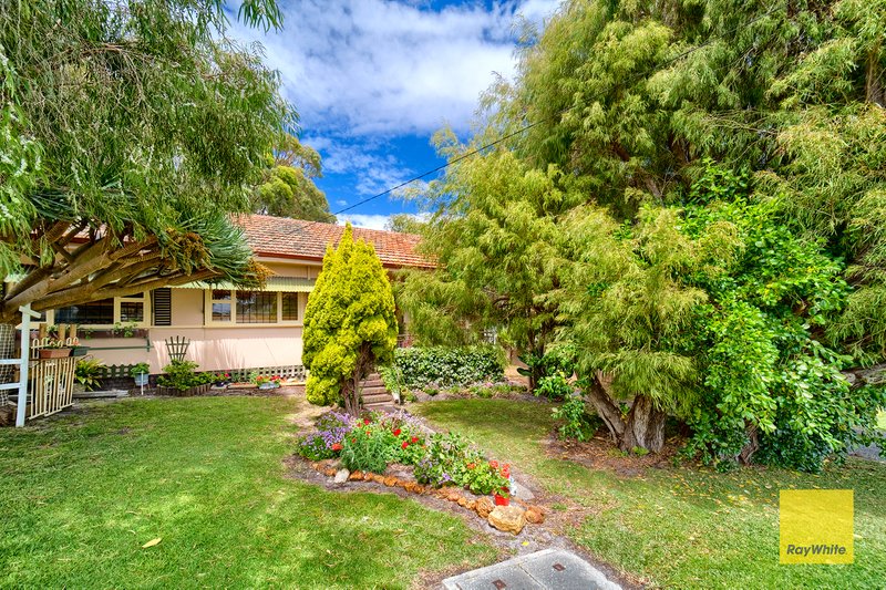 11 David Street, Spencer Park WA 6330