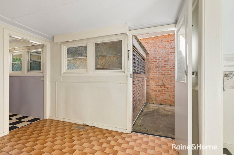 Photo - 1/1 Davison Street, Crestwood NSW 2620 - Image 9