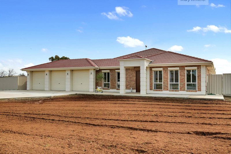 11 Dawkins Road, Two Wells SA 5501