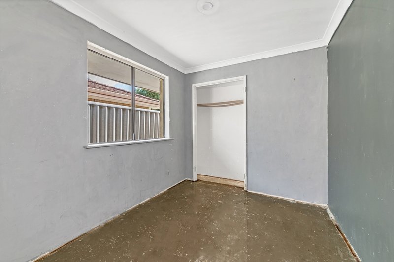 Photo - 11 De Grey Close, Cooloongup WA 6168 - Image 10