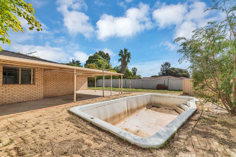 Photo - 11 De Grey Close, Cooloongup WA 6168 - Image 16