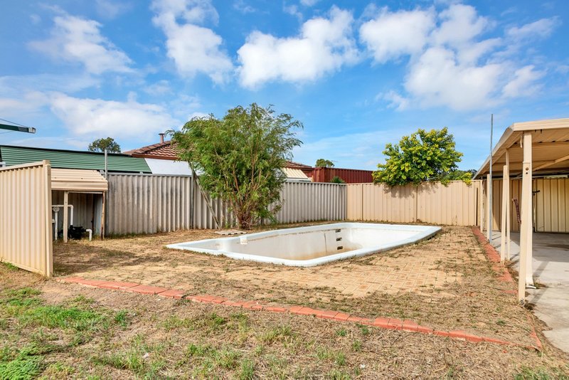 Photo - 11 De Grey Close, Cooloongup WA 6168 - Image 17