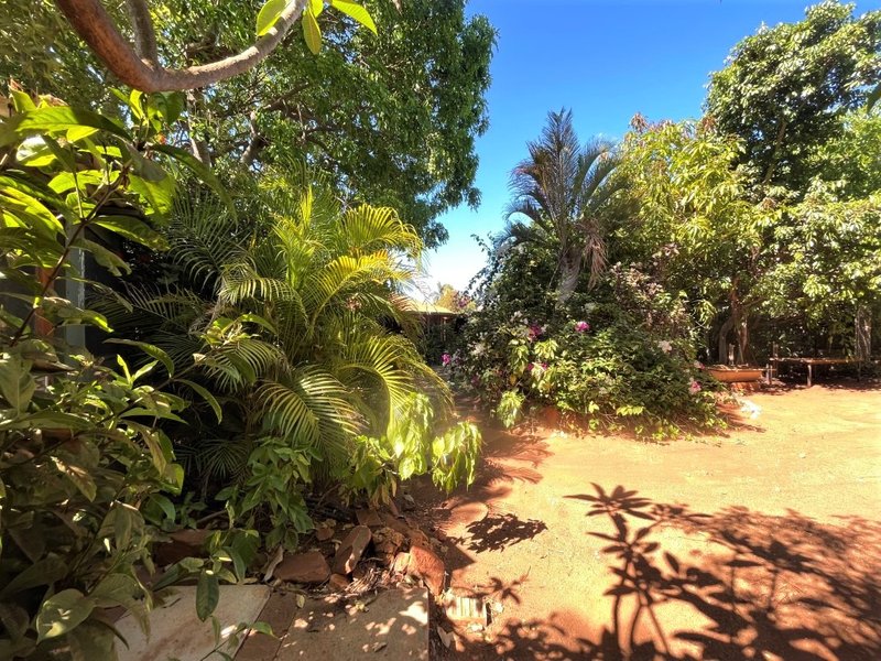 Photo - 11 De Grey Crescent, Dampier WA 6713 - Image 8