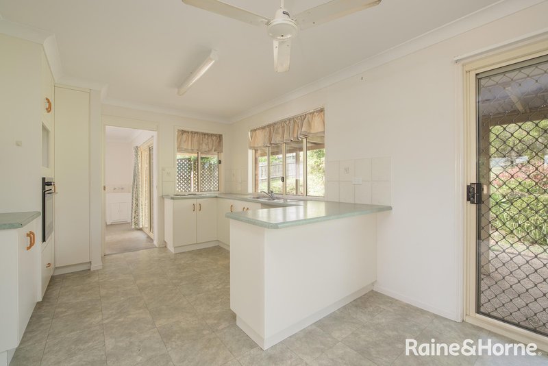 Photo - 11 Deborah Street, Glen Eden QLD 4680 - Image 4