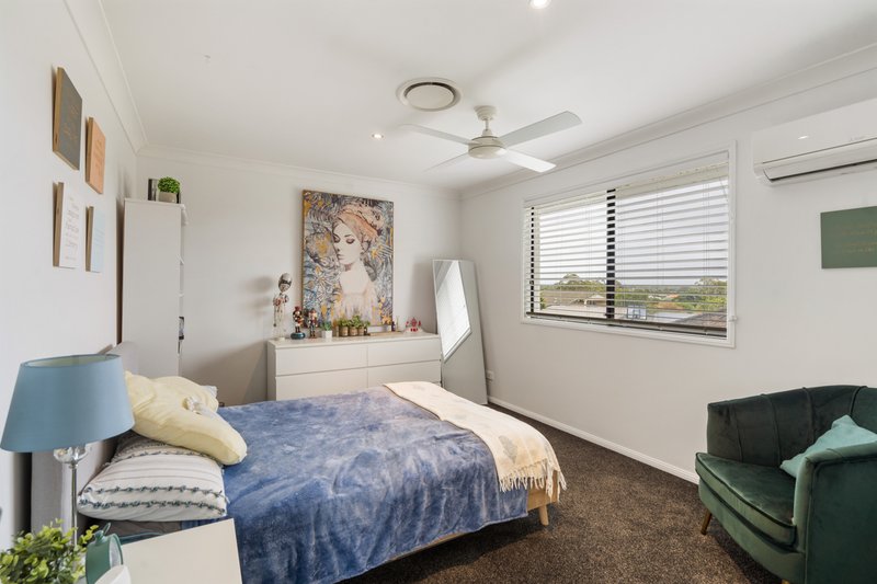 Photo - 11 Denis Street, Murrumba Downs QLD 4503 - Image 19