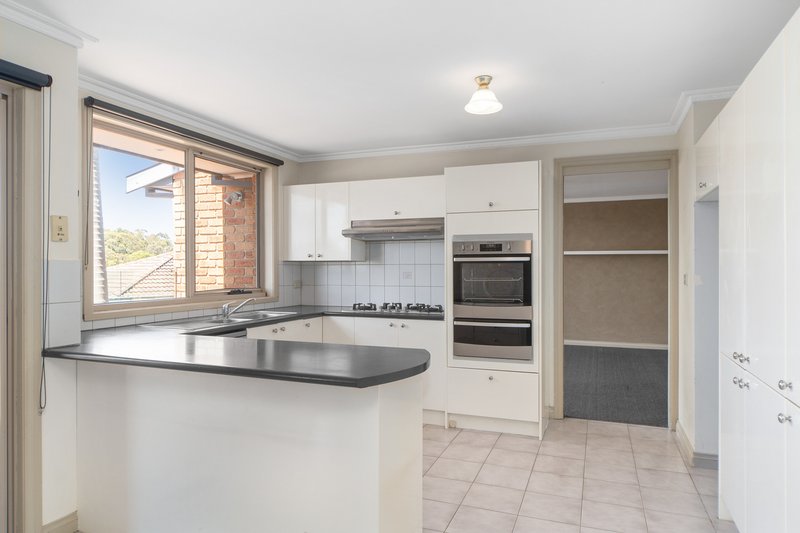 Photo - 11 Denise Court, Langwarrin VIC 3910 - Image 3
