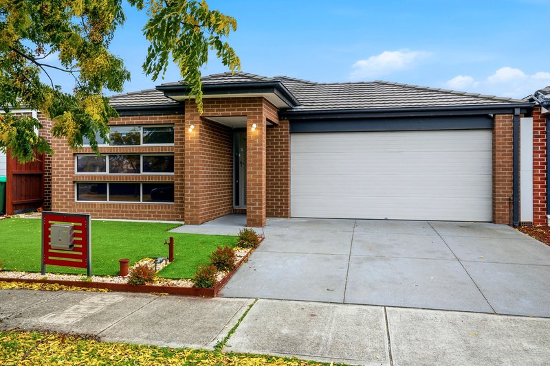 Photo - 11 Dennerley Way, Truganina VIC 3029 - Image 2