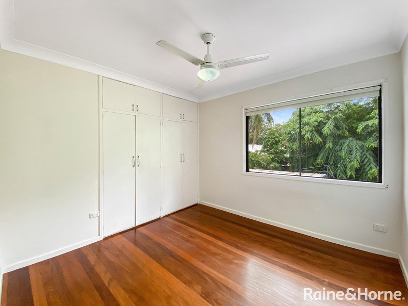 Photo - 11 Depper Street, St Lucia QLD 4067 - Image 8
