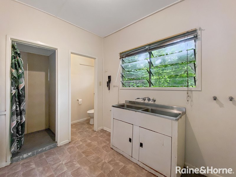 Photo - 11 Depper Street, St Lucia QLD 4067 - Image 10