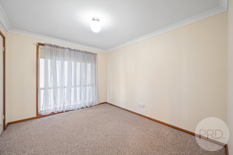 Photo - 1/1 Derna Place, Ashmont NSW 2650 - Image 7