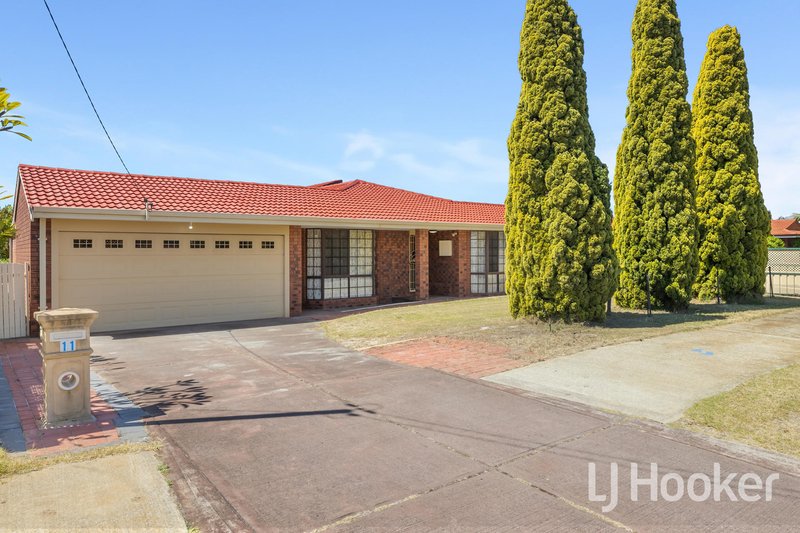 11 Deschamp Road, Noranda WA 6062