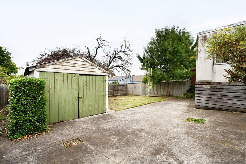 Photo - 11 Devon Avenue, Coburg VIC 3058 - Image 8