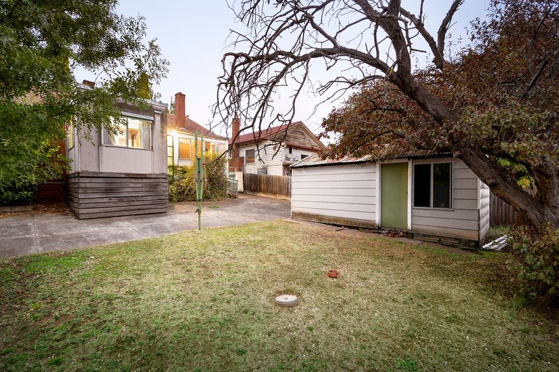 Photo - 11 Devon Avenue, Coburg VIC 3058 - Image 9