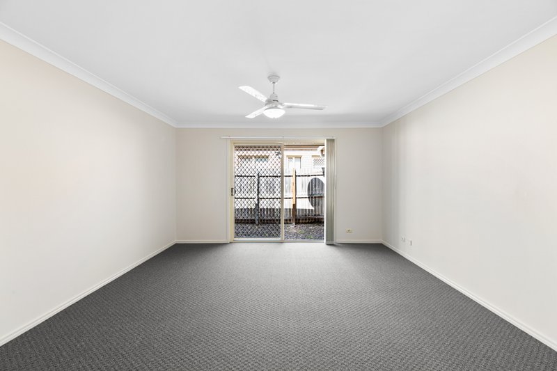 Photo - 11 Devon Street, Bray Park QLD 4500 - Image 2