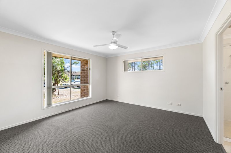 Photo - 11 Devon Street, Bray Park QLD 4500 - Image 5