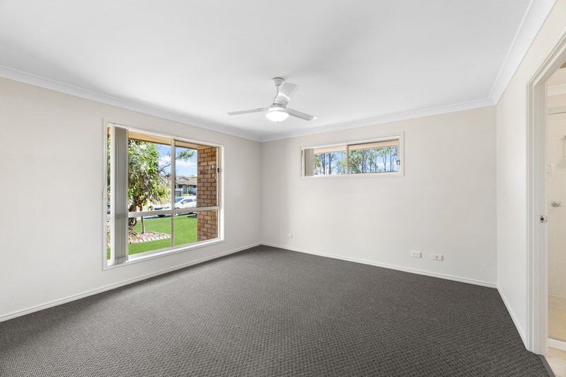 Photo - 11 Devon Street, Bray Park QLD 4500 - Image 8