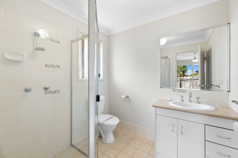 Photo - 11 Devon Street, Bray Park QLD 4500 - Image 9