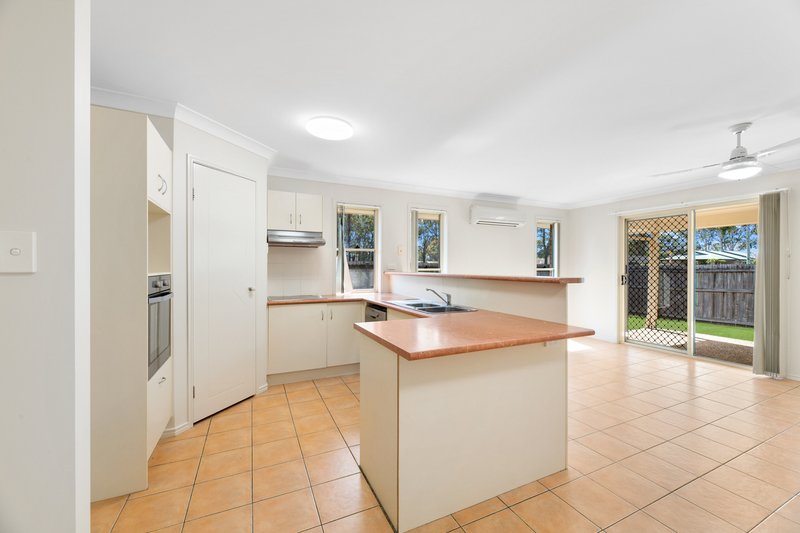 Photo - 11 Devon Street, Bray Park QLD 4500 - Image 12