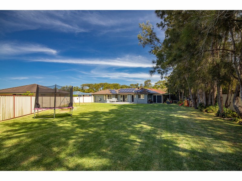 Photo - 11 Devoy Place, Black Head NSW 2430 - Image 7