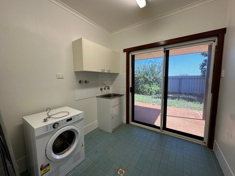 Photo - 11 Di Carlo Way, Nickol WA 6714 - Image 13