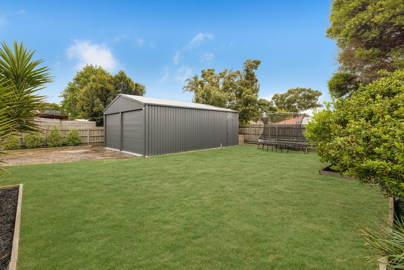 Photo - 11 Diane Close, Pakenham VIC 3810 - Image 10