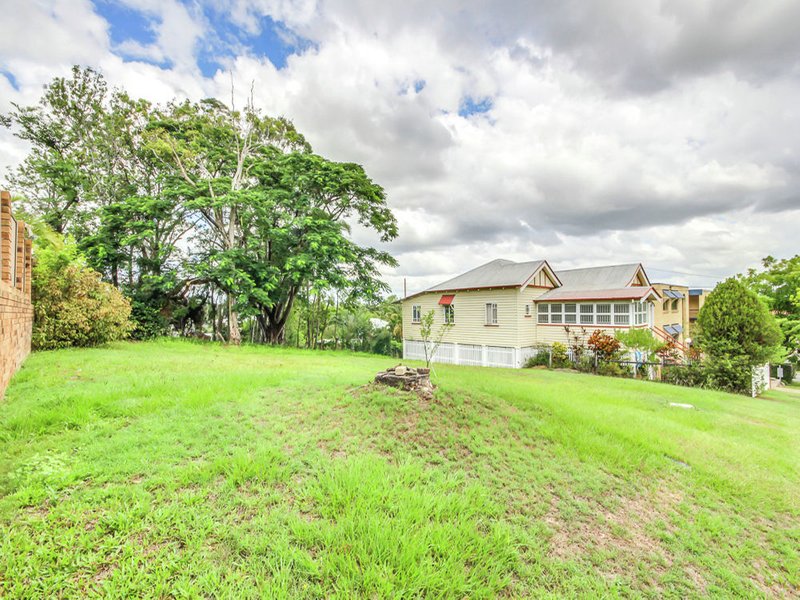 Photo - 11 Dickens Street, Norman Park QLD 4170 - Image 7