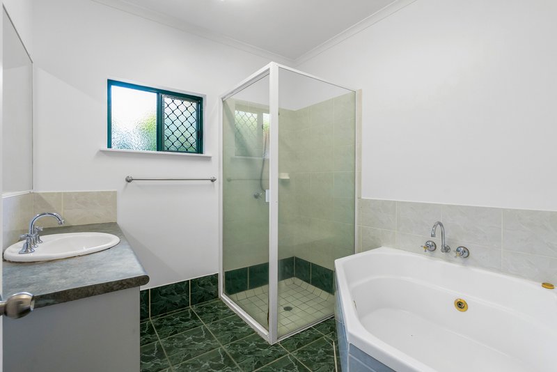 Photo - 11 Dolphin Close, Kewarra Beach QLD 4879 - Image 14