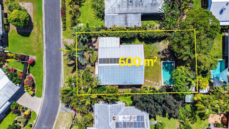 Photo - 11 Dolphin Close, Kewarra Beach QLD 4879 - Image 22